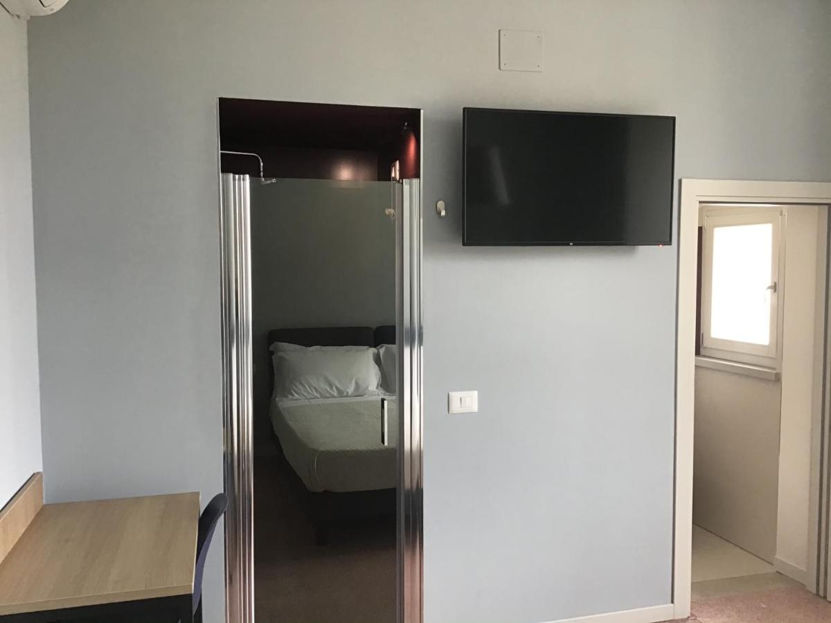 Villa Actea 瓦斯托 外观 照片