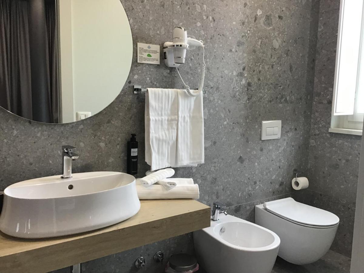 Villa Actea 瓦斯托 外观 照片