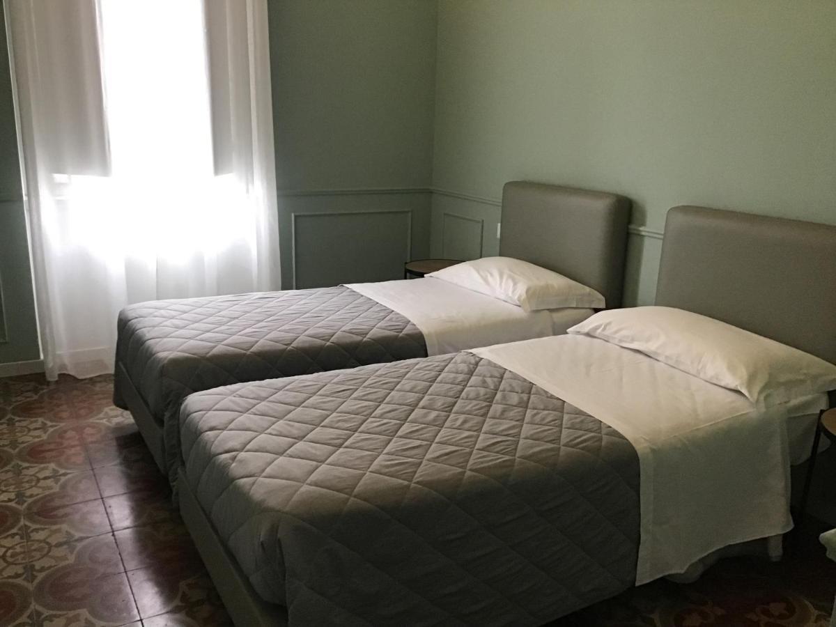 Villa Actea 瓦斯托 外观 照片